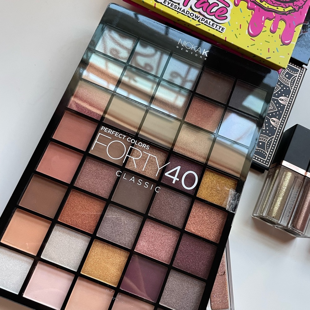 makeup bundle 👑💋 - Picture 13 of 16